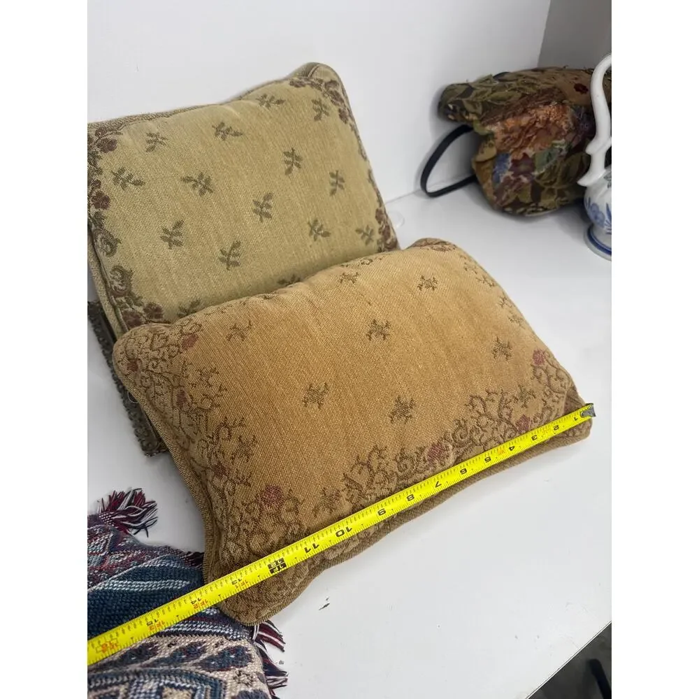 Vintage Floral Tapestry Throw Pillow Set – Ornate Home Decor